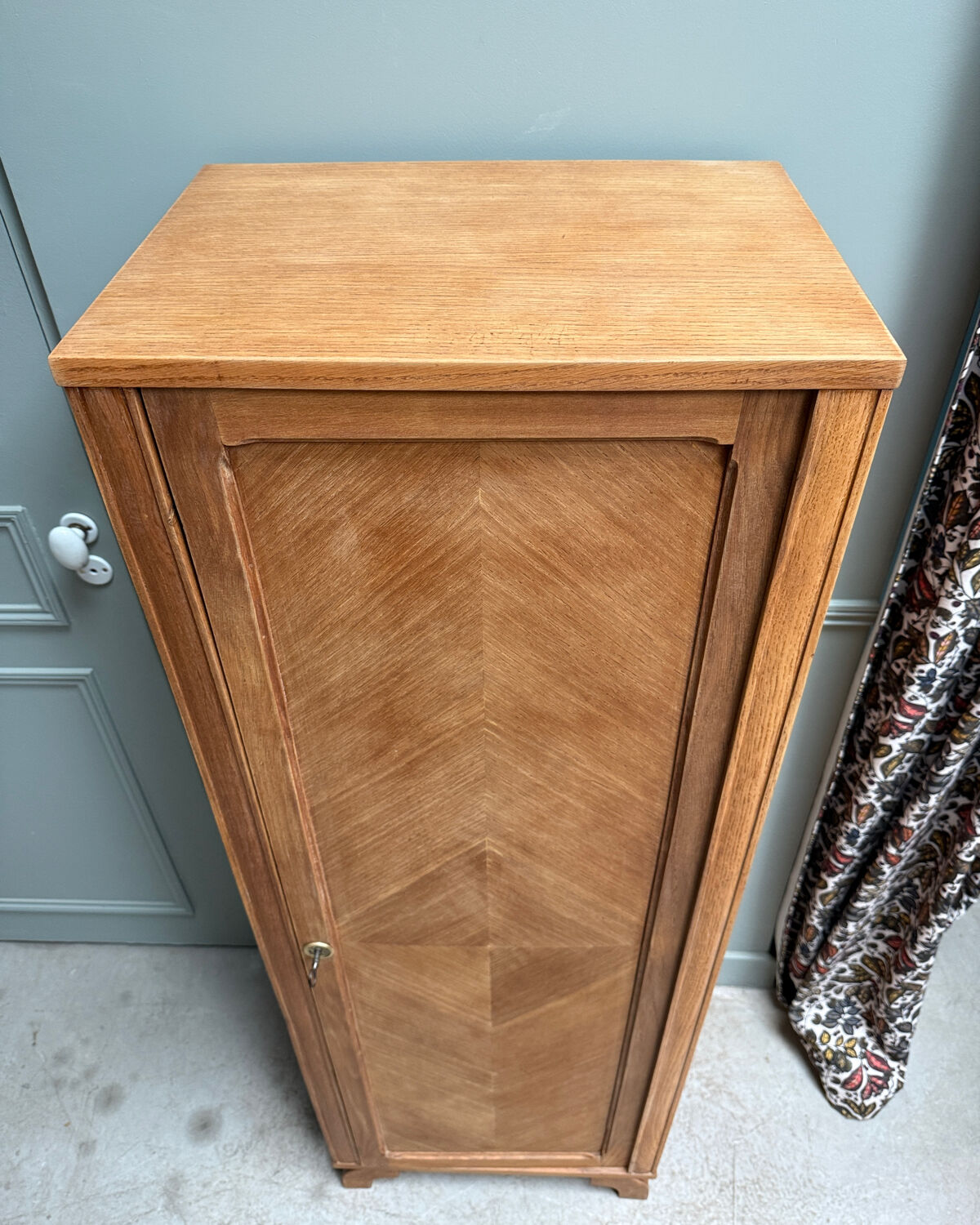 1950s bonnetière (renovated)