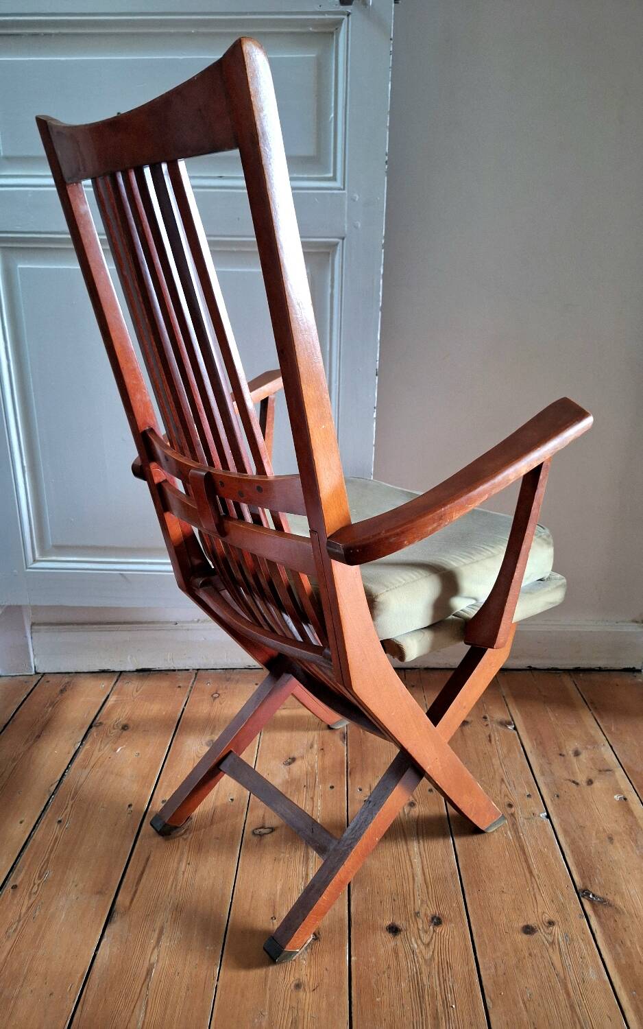 Vintage 3-position relaxation armchair, antique seating furniture