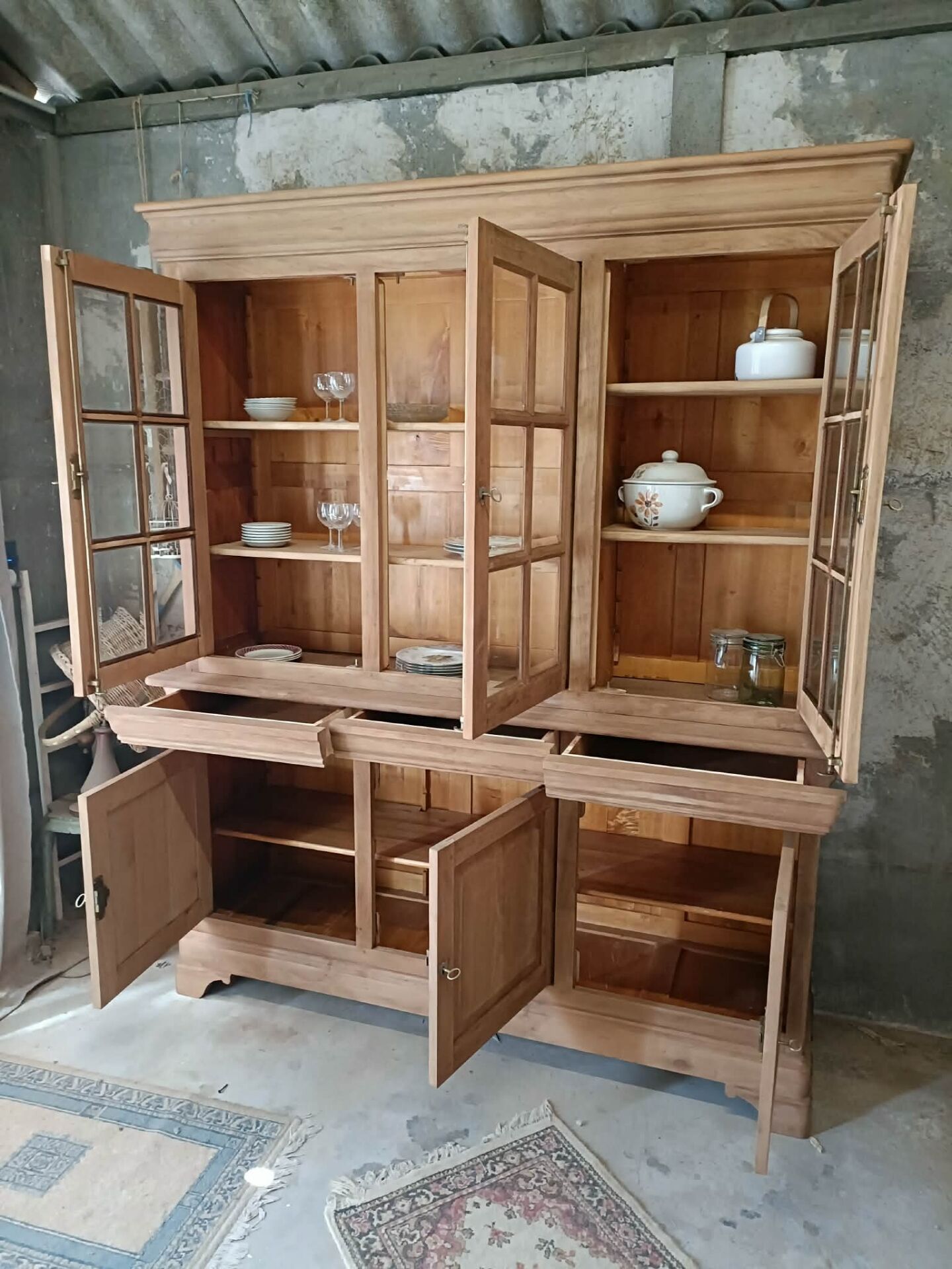 Sideboard