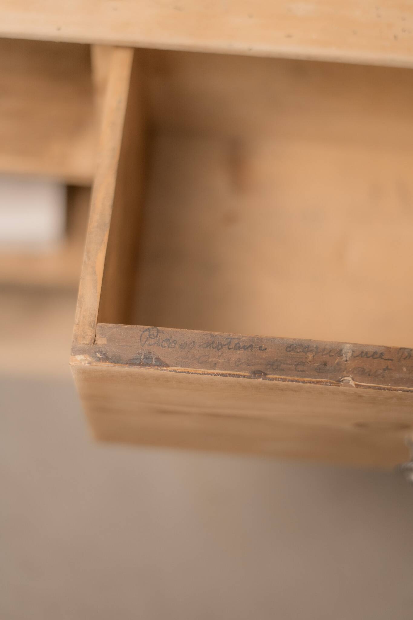 Vinyl record storage cabinet