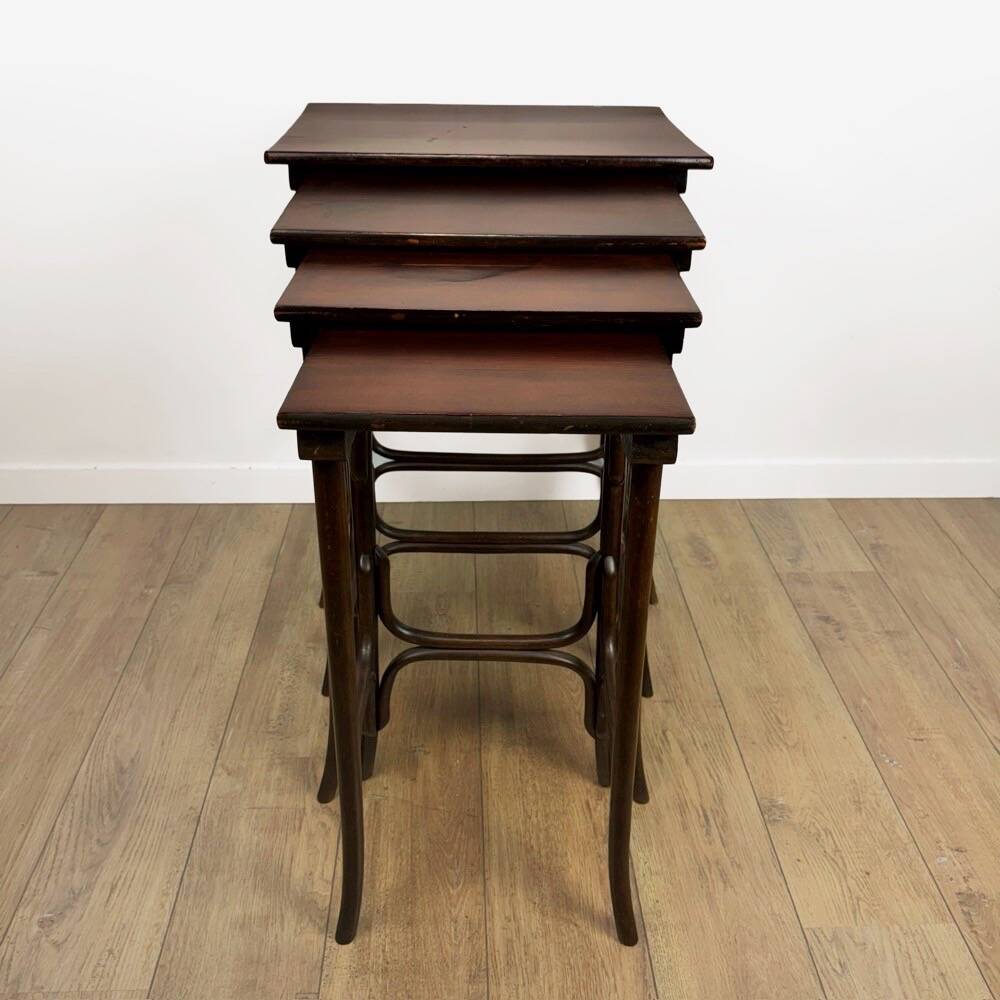 Nest tables Thonet No. 10 Art Nouveau 1900