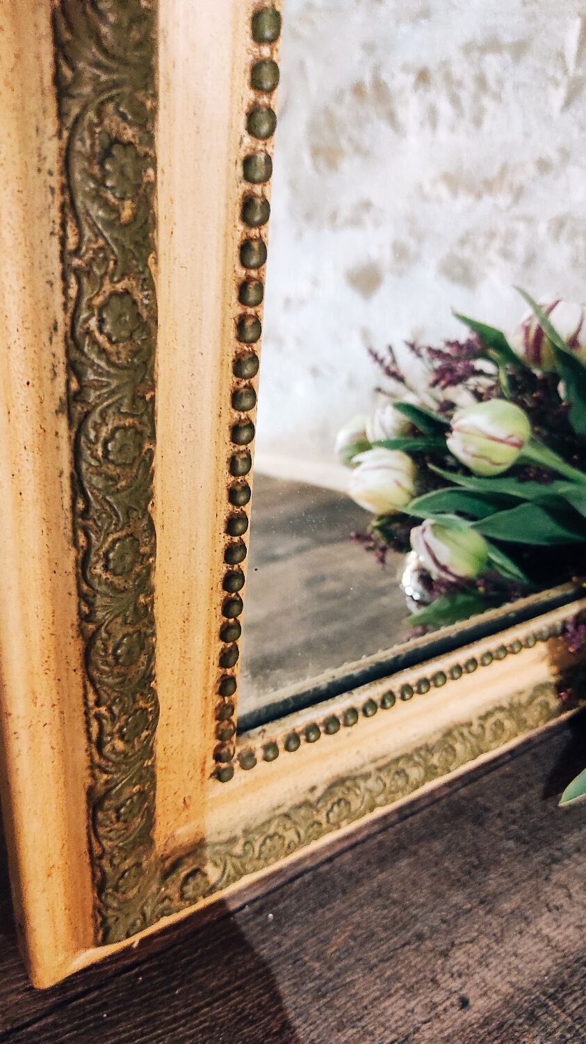Old gilded mirror 47x66cm