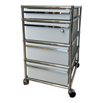 USM Haller wheeled caisson in light grey