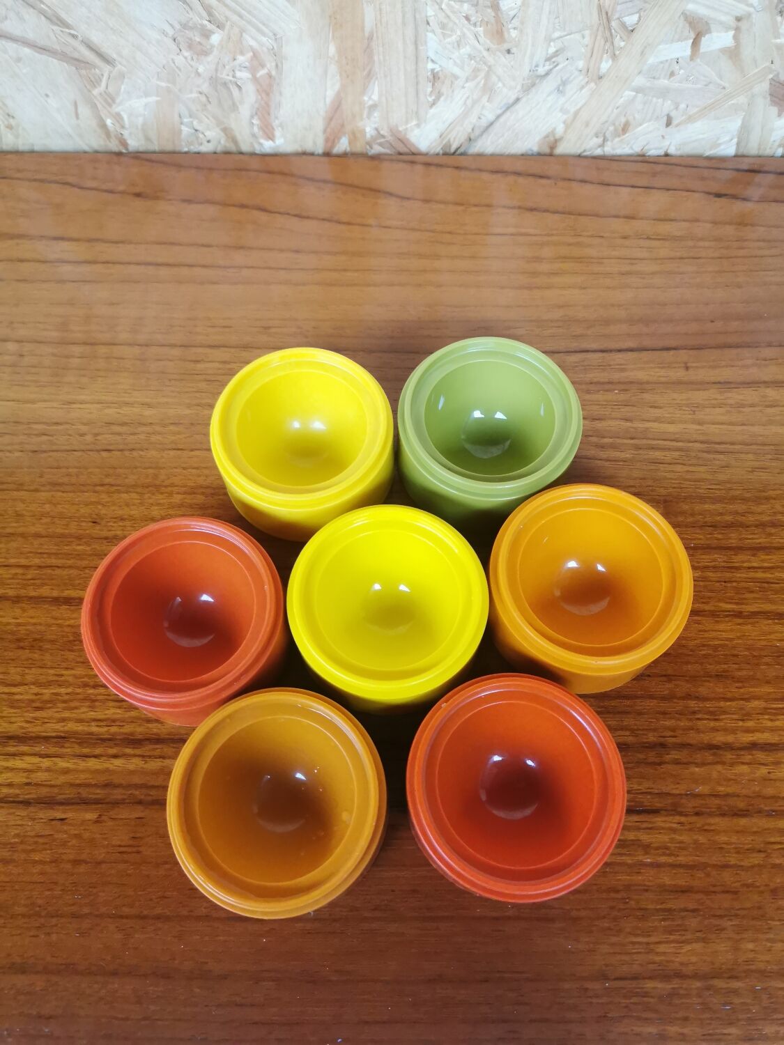Set of 7 vintage Tupperware egg cups