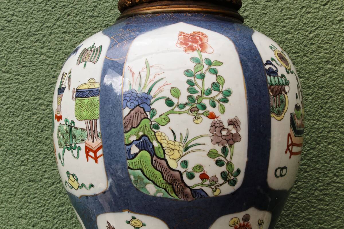 Lamp base, Chinese porcelain, Kangxi style, late 19th century.