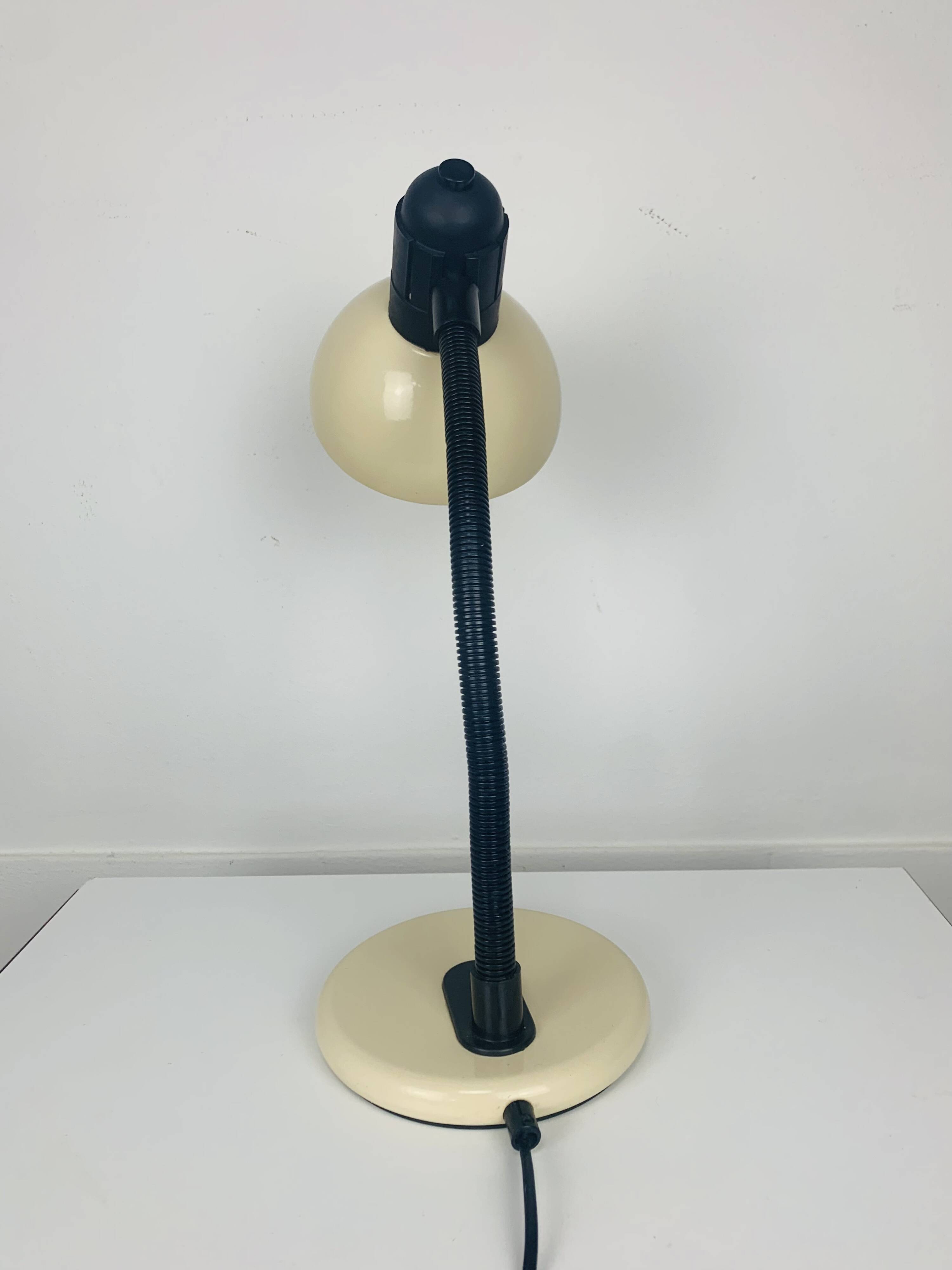 Vintage beige metal desk lamp