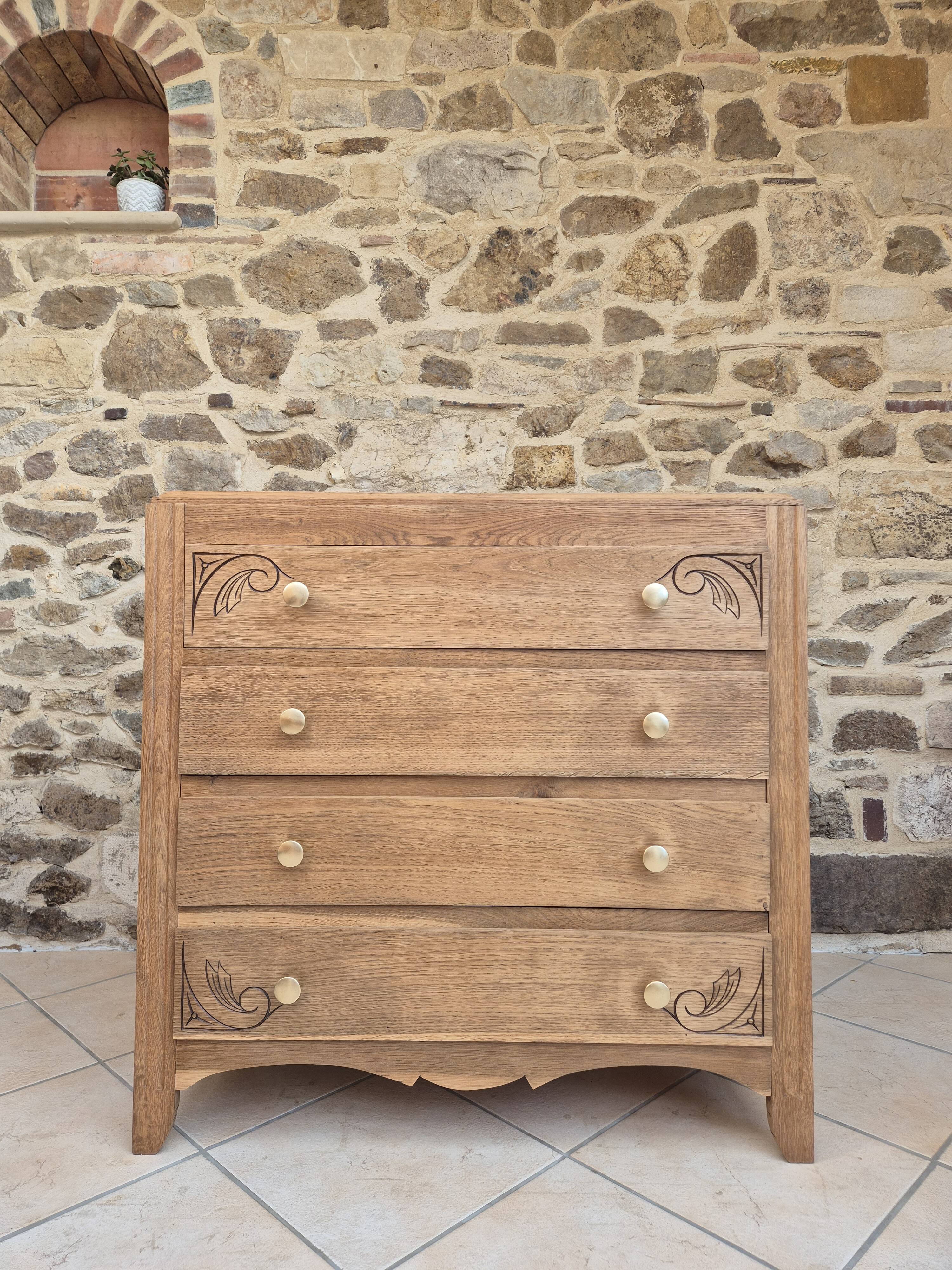 Art Deco chest of drawers