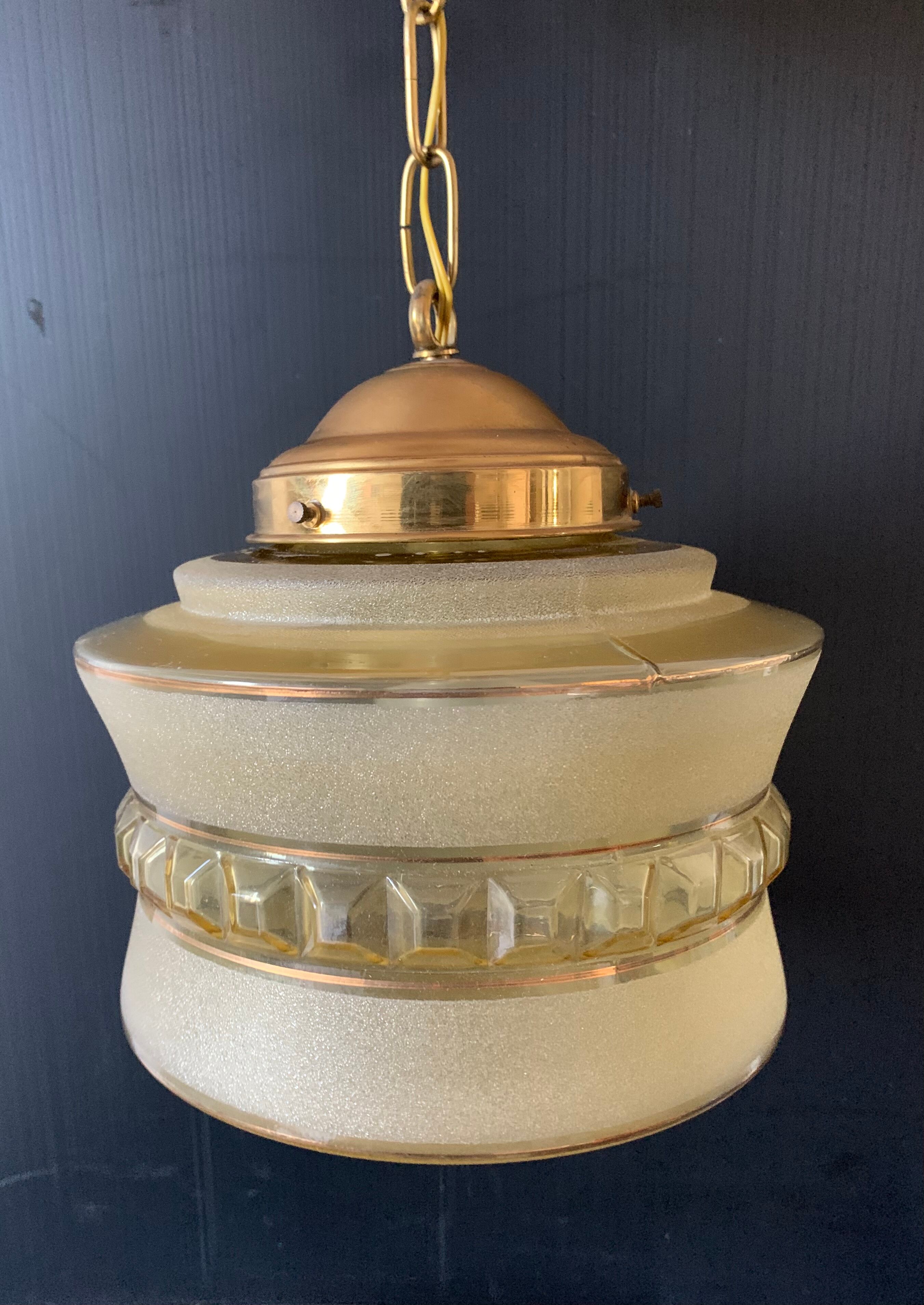 Vintage globe suspension