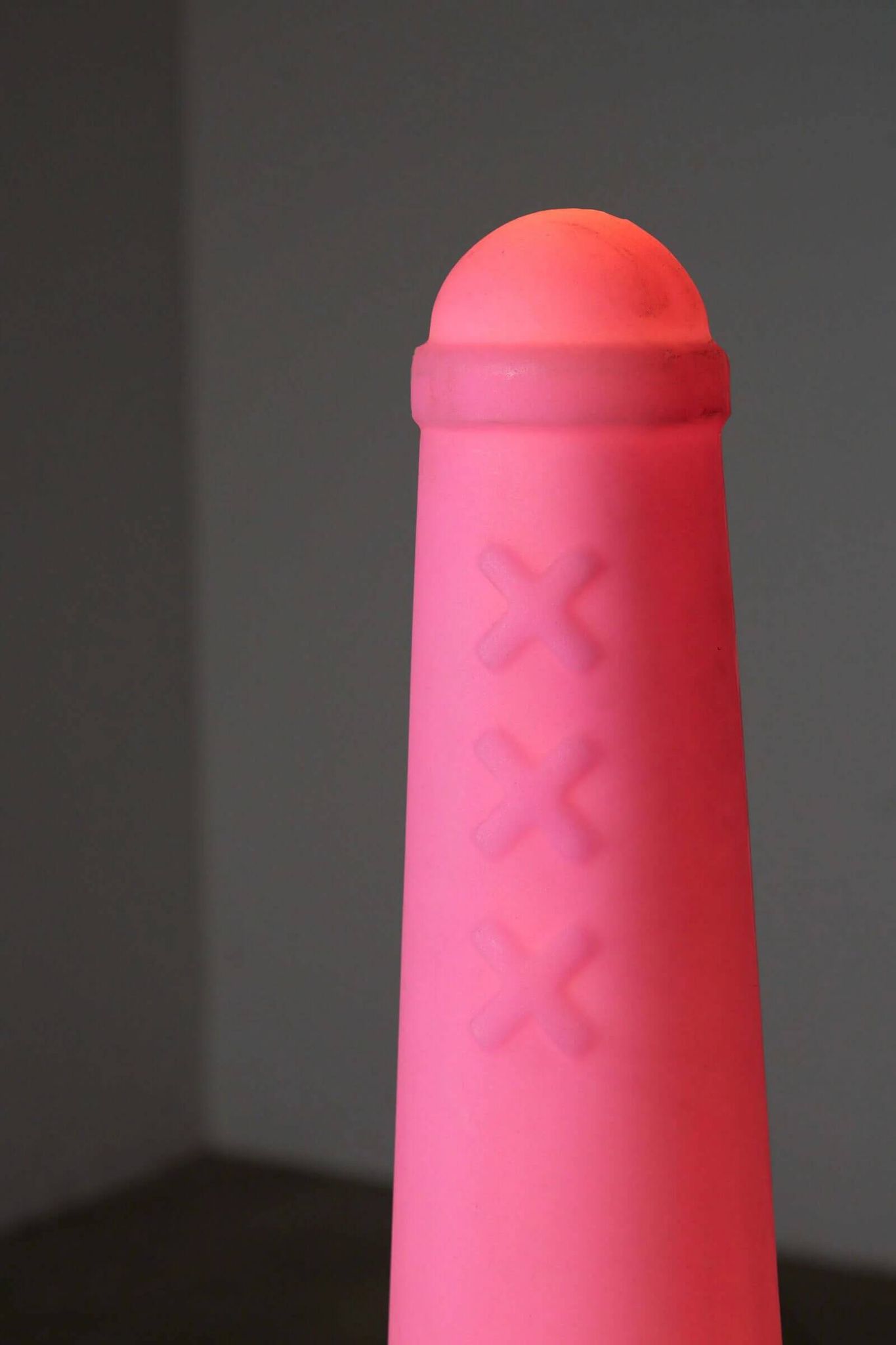 Amsterdamse Pole floor lamps in pink for Bijenkorf, 1990s