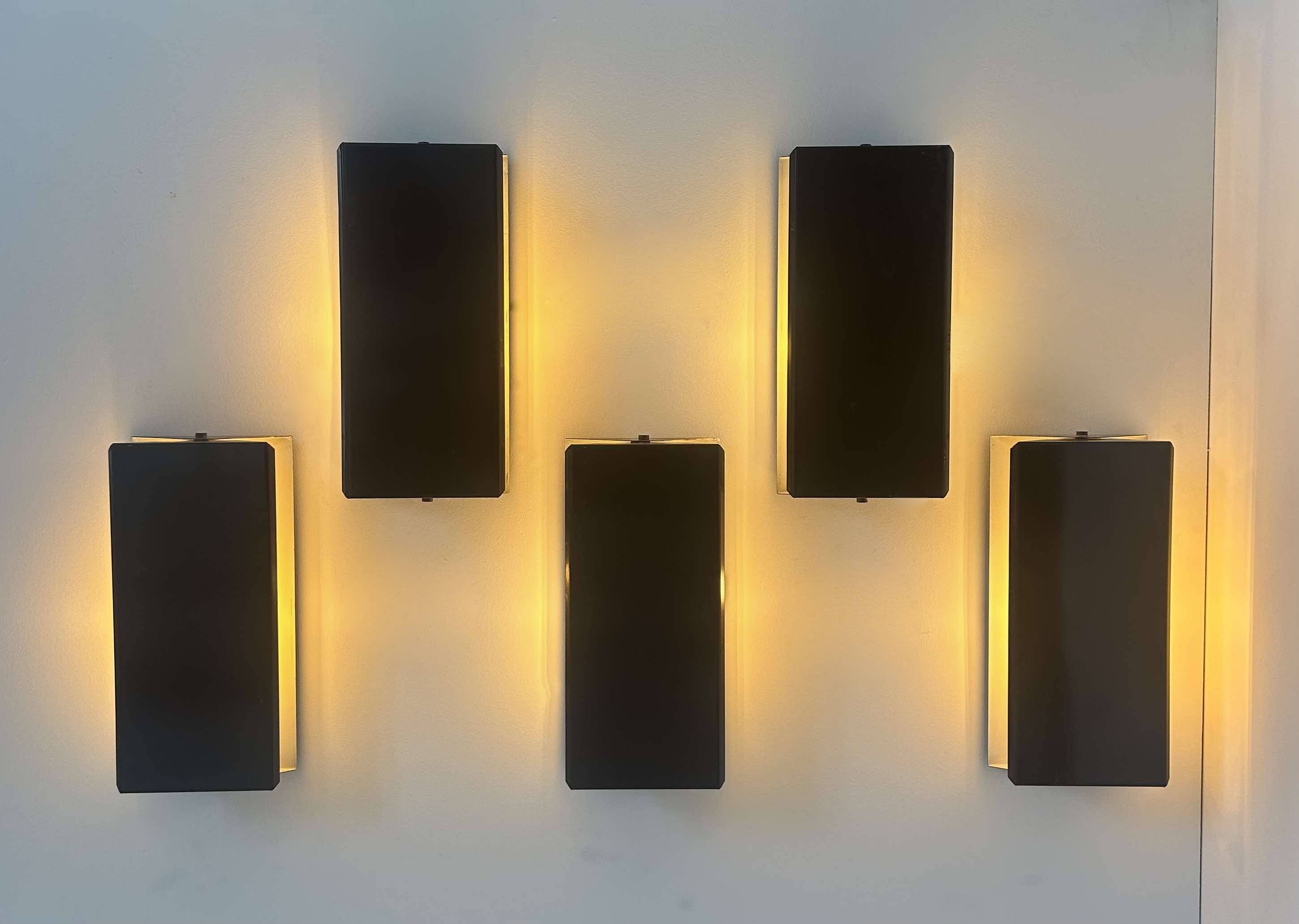 Set of 5 vintage shuttered wall lights, brown, France 1970