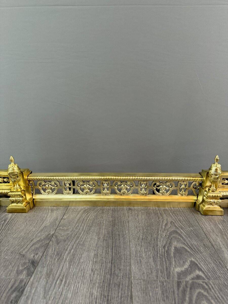 Paire de chenets en bronze doré, style Louis XVI, XIXe Siècle