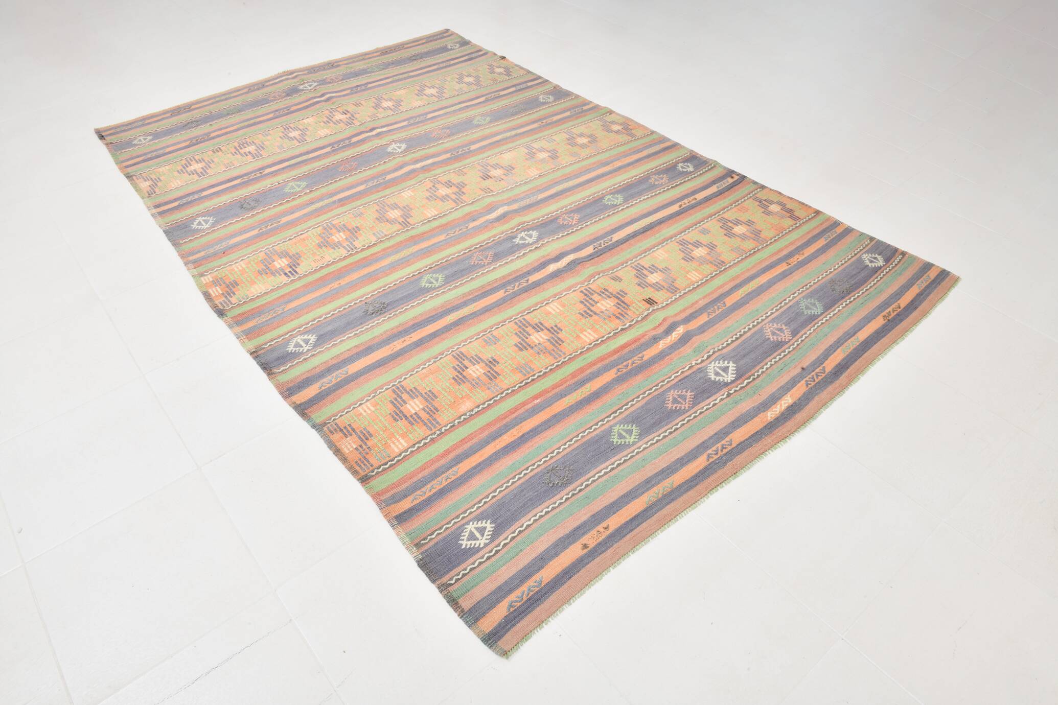 6x9 Modern Vintage Kilim Rug, 180x282Cm