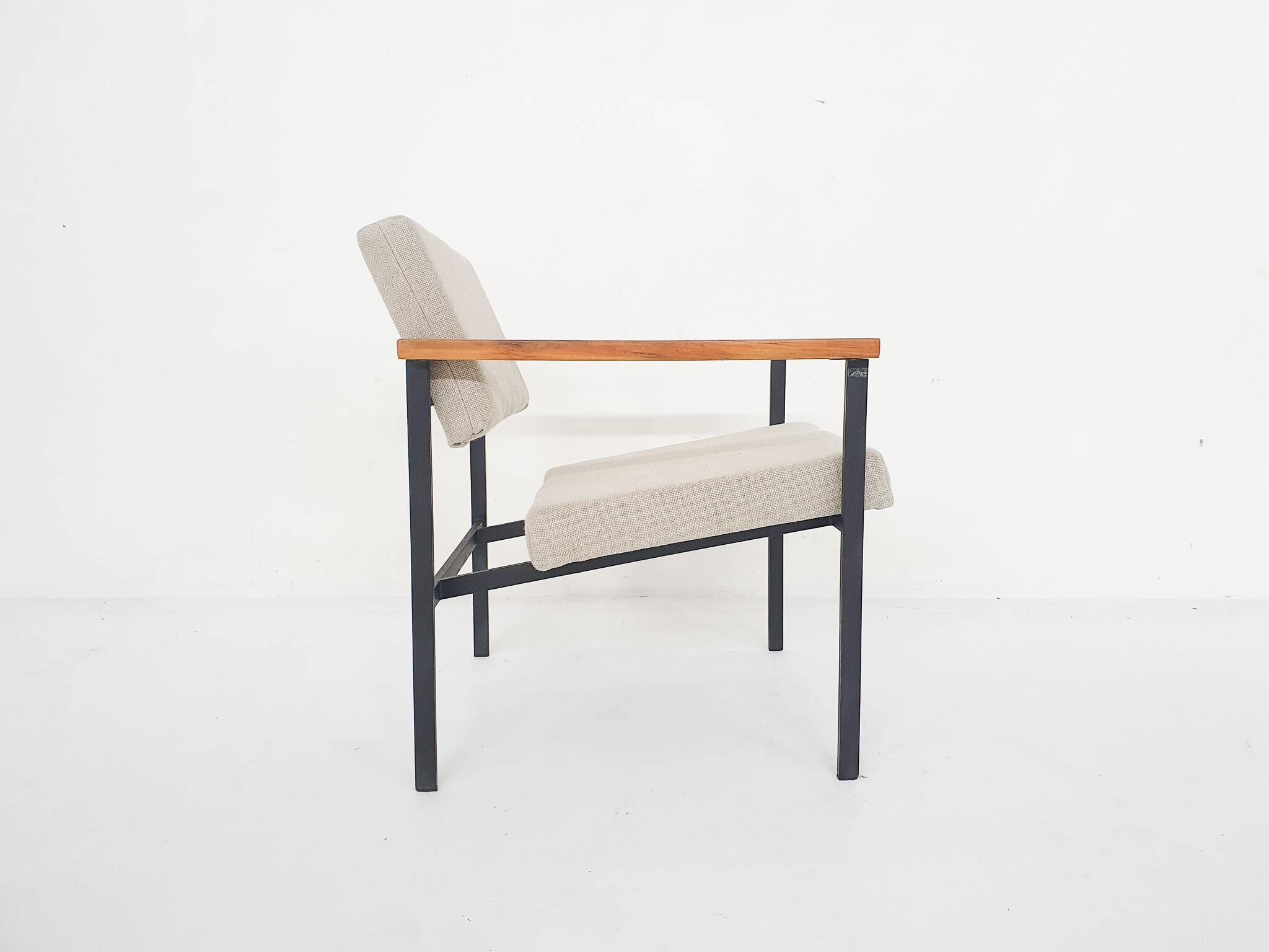 Minimalistic lounge chair by "Marko", The Netherlands 1960’s