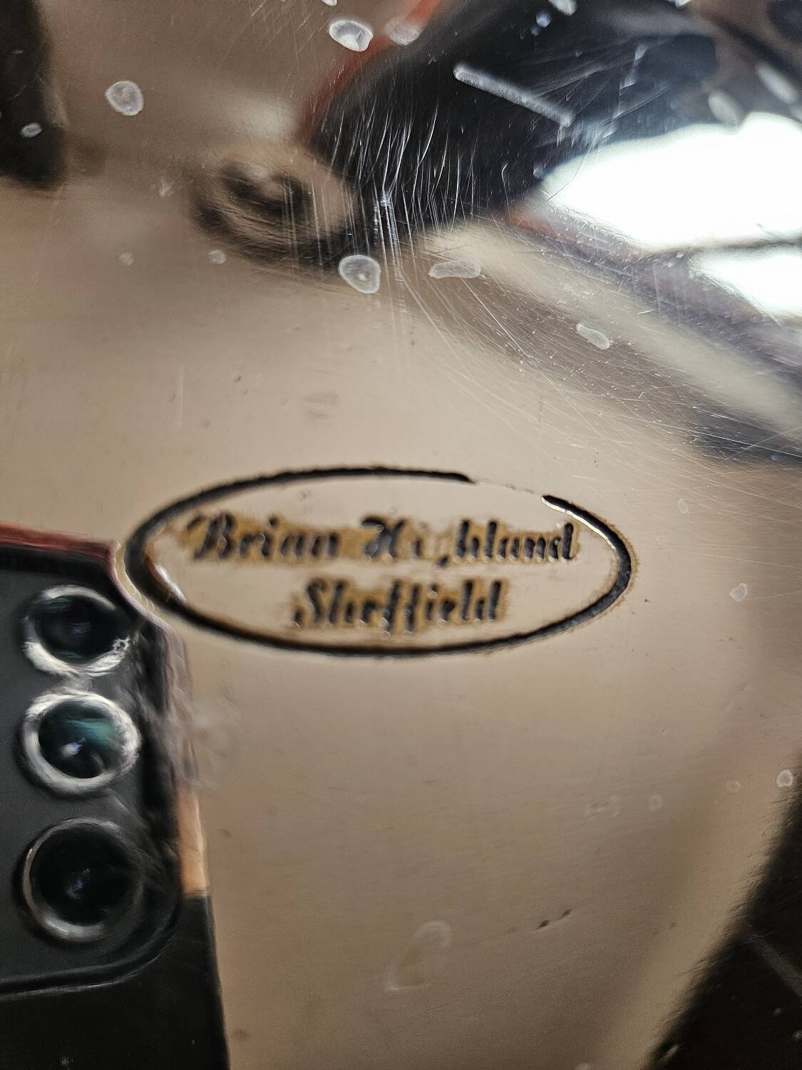 Plat en argent avec couvercle