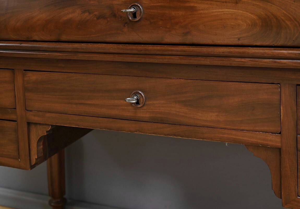 Mahogany Cylinder Desk, Restoration Period – Part 1 of the 19th Century
