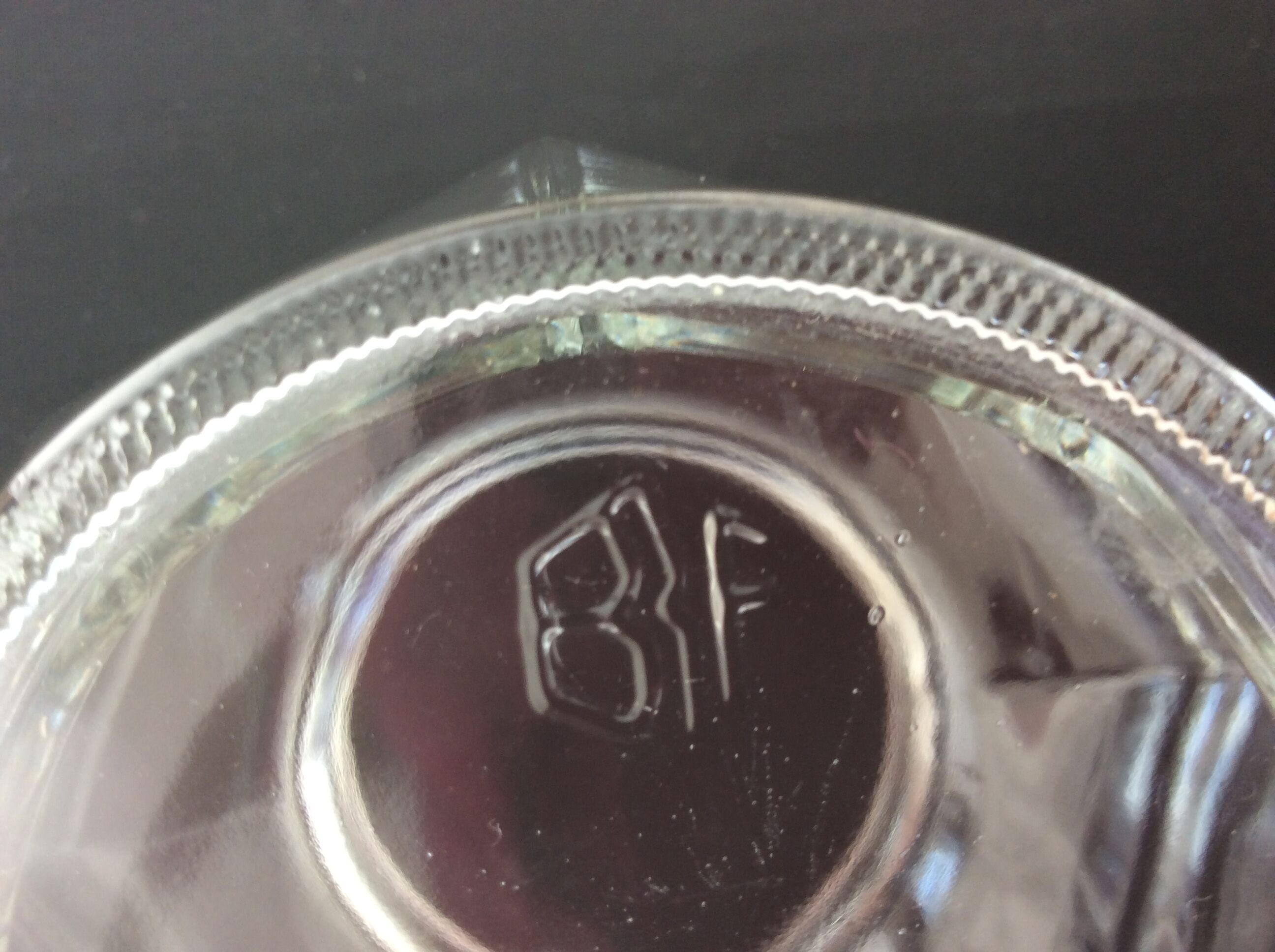 Airtight hexagonal glass jar - vintage