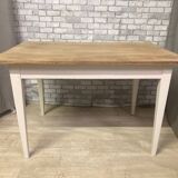 Farm table