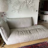 Byte Roche Bobois daybed light gray