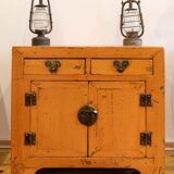 Buffet in ancient Chinese elm.