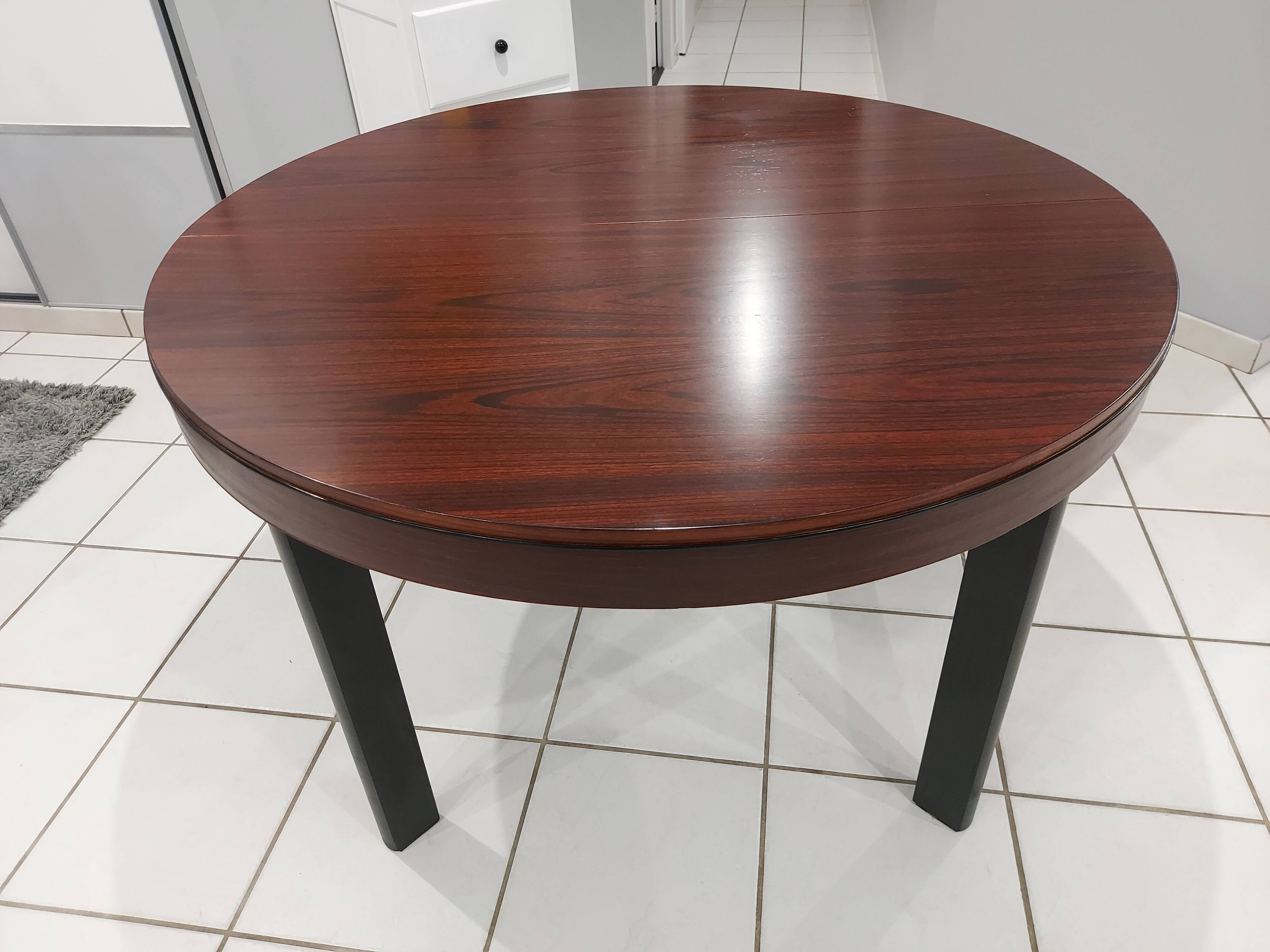 Scandinavian extendable table in vintage rosewood 1970s