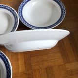 Four vintage Sarguemines soup plates
