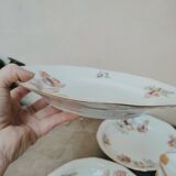 Porcelain dish with poppies