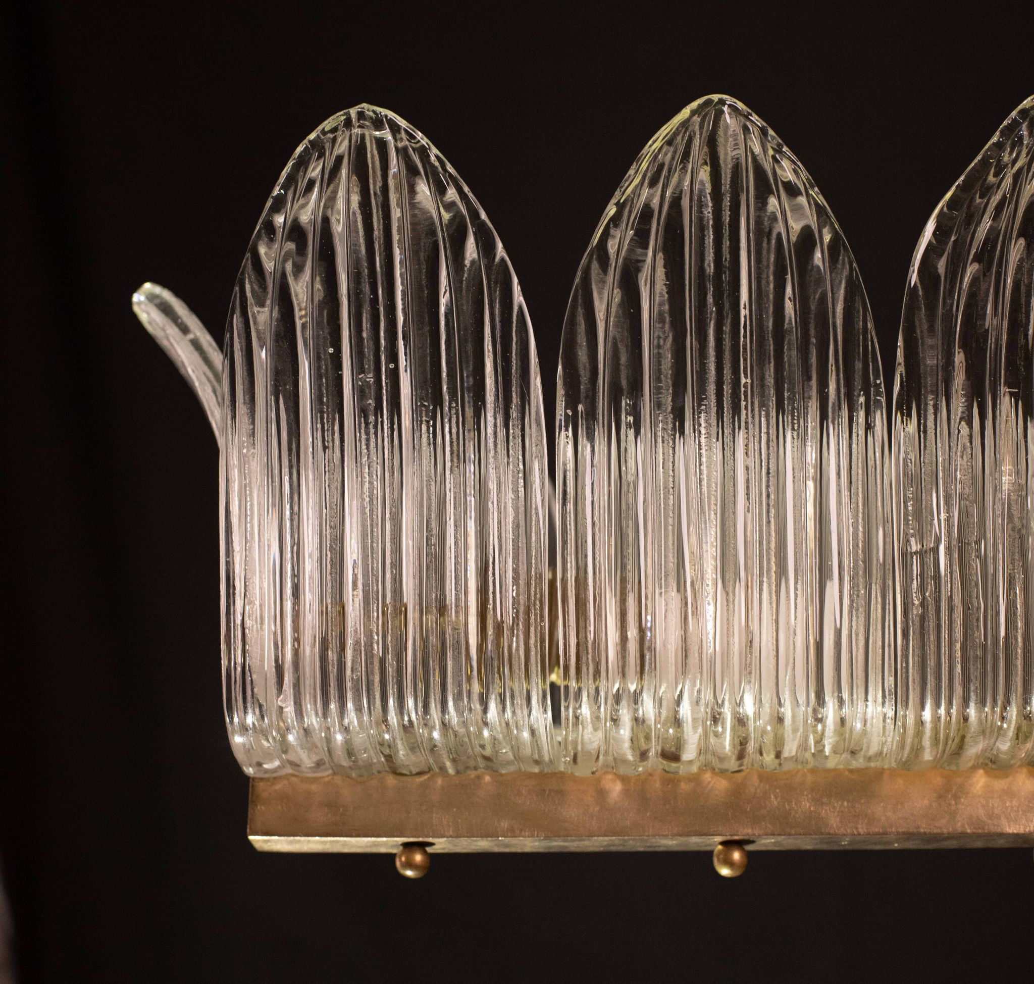 Luxury Large Size Art Decò Chandelier By Barovier e Toso, Murano Glass, 1940