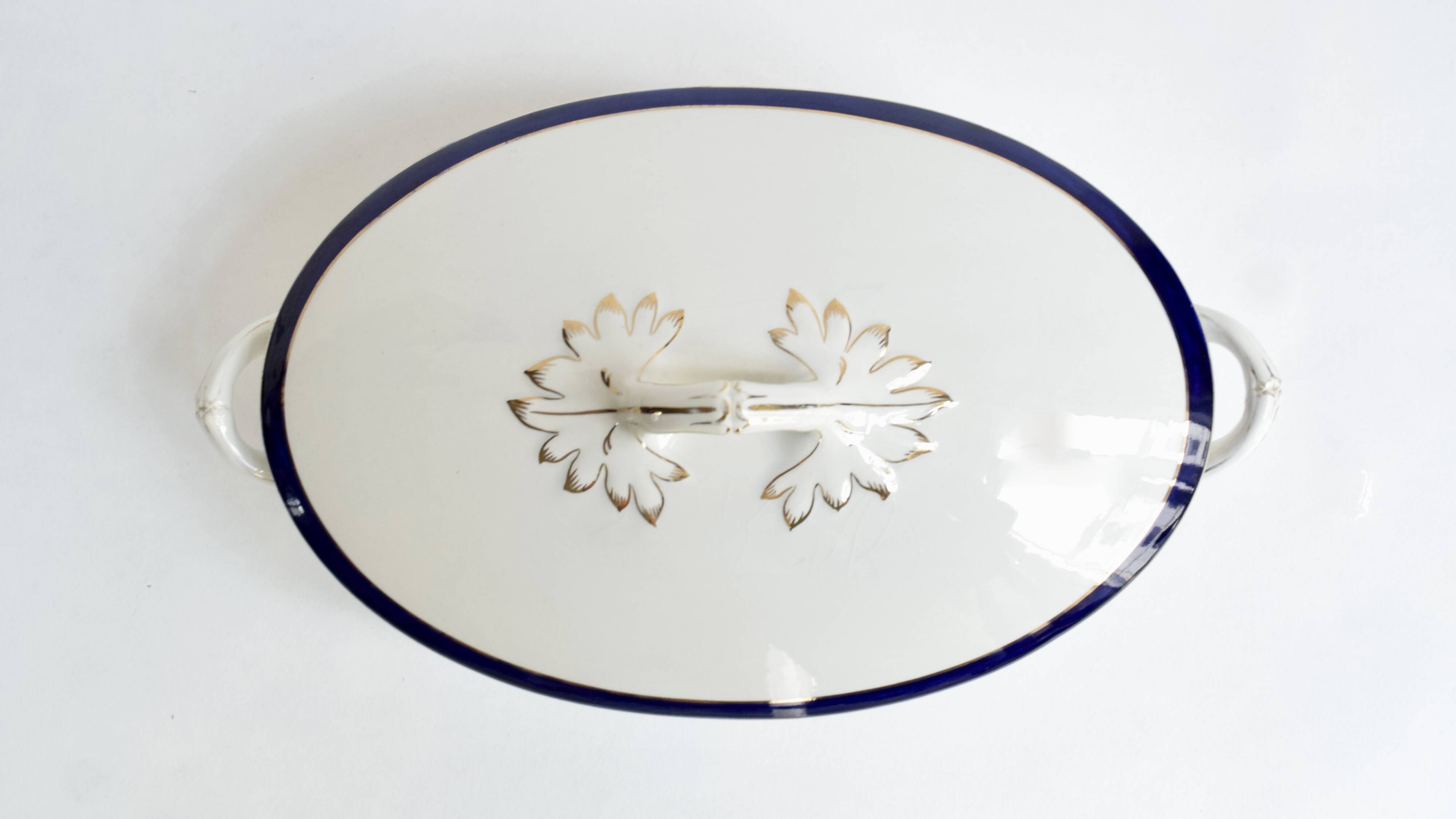 Sarreguemines earthenware - Former vegetable bowl