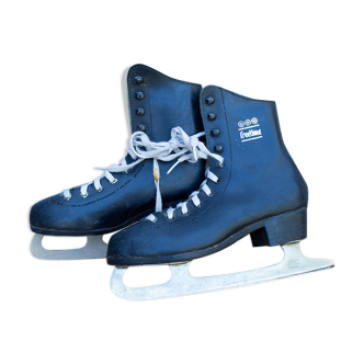 Paire de patins de glace noir