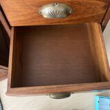 Exotic style pyramidal drawer column