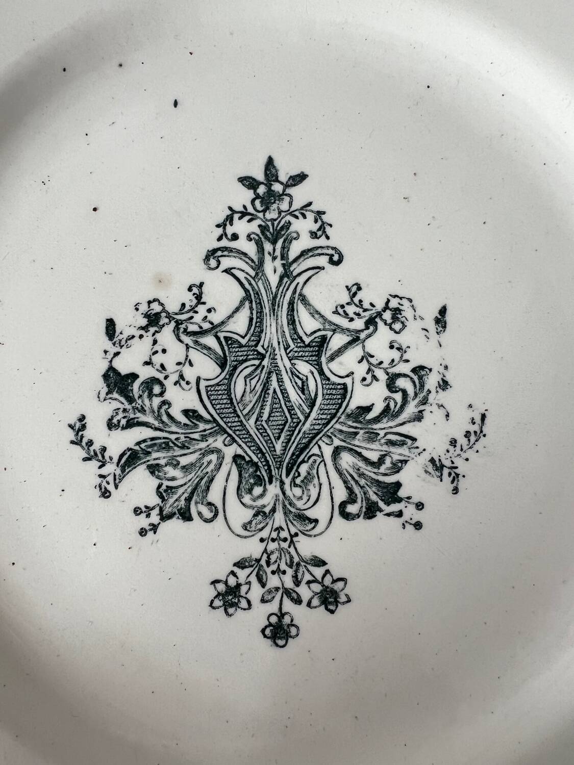 Iron earth plate Salins Alhambra