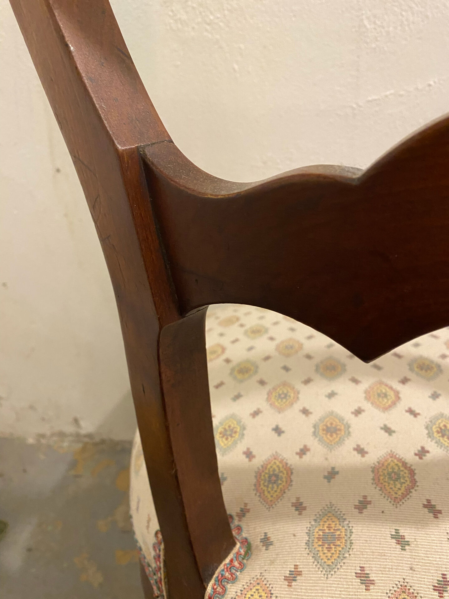 Paire de fauteuils cabriolet style Louis XV
