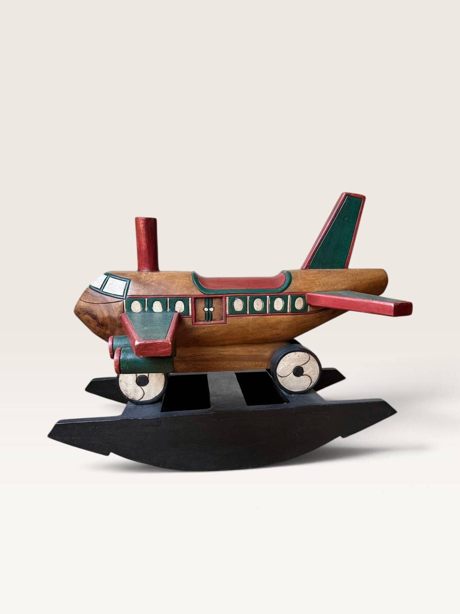 Avion à bascule en bois