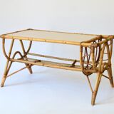 Rattan magazine holder