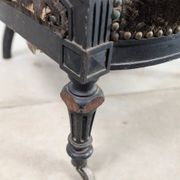 Fauteuil style Louis XVI – 19e siècle