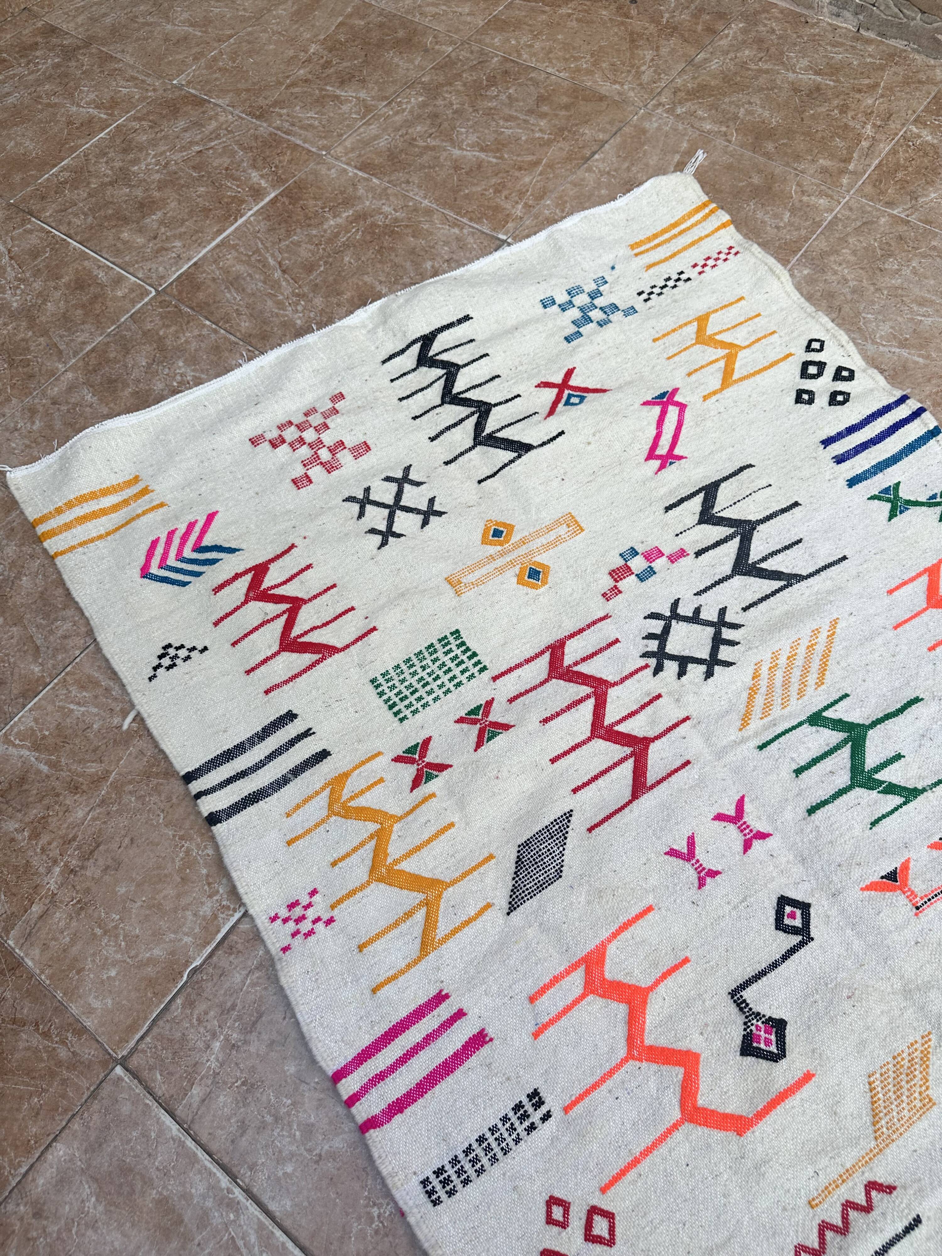 Moroccan Berber rug in hand-woven wool