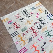 Tapis berbère marocain en laine tissée à la main