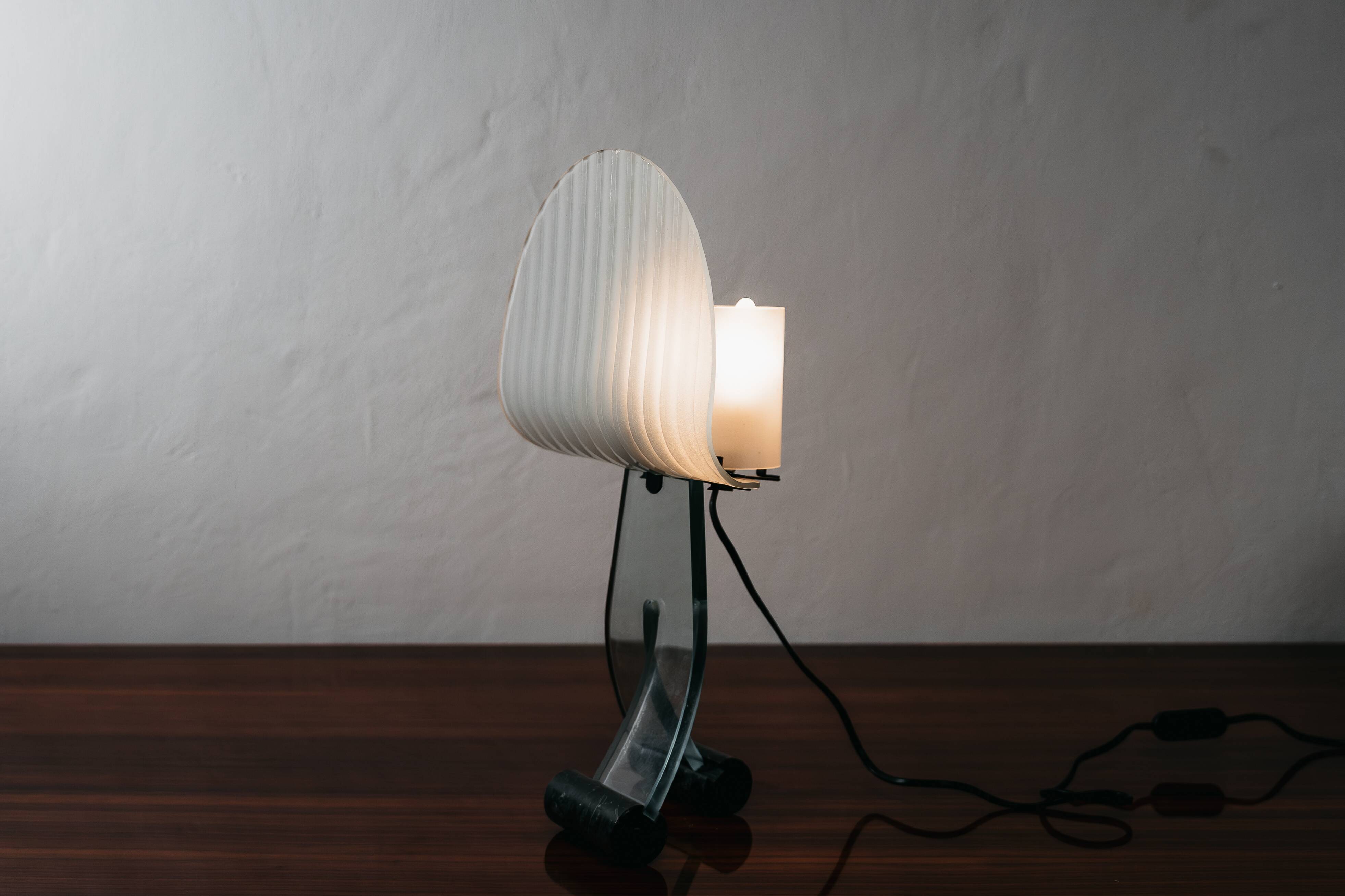 Lampada Da Tavolo Silhouette Design Table Lamp Marble & Glass 1980’s P