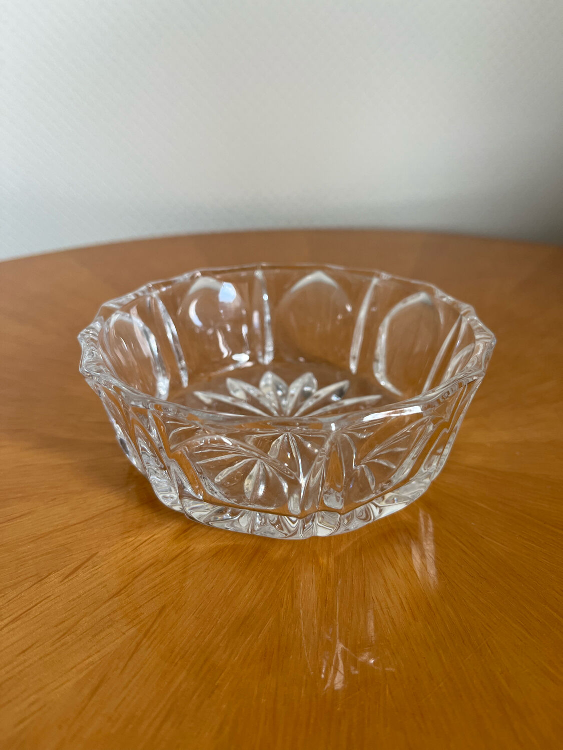 Vintage cut glass pocket empty cup 1950