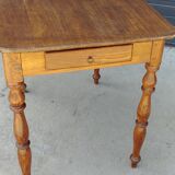 Farm table