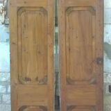Ensemble grandes portes double  de placard ancienne moulurée