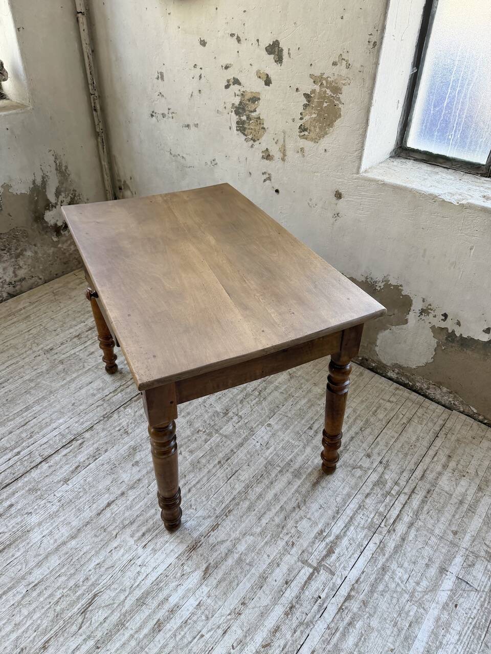 Walnut desk with turned legs, 1900