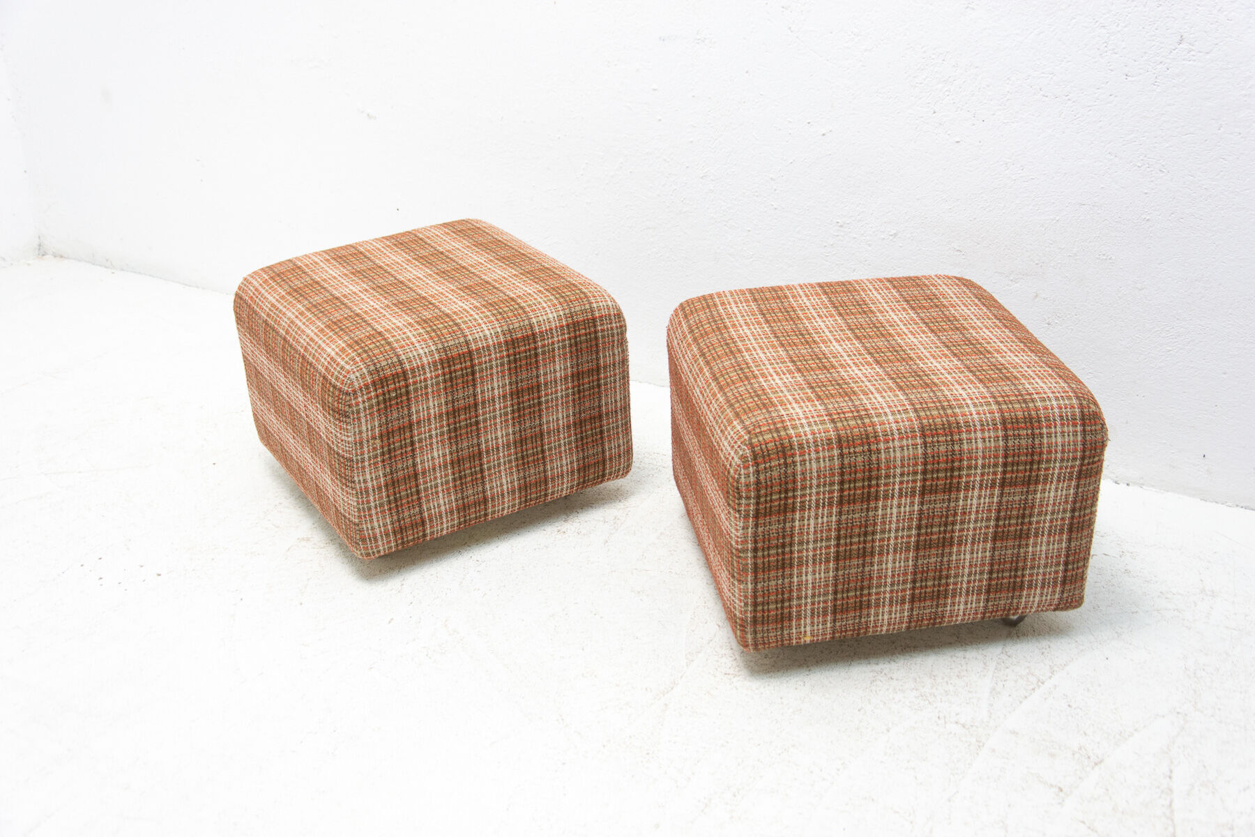 Eastern bloc upholstered pouffe, 1980´s, Czechoslovakia
