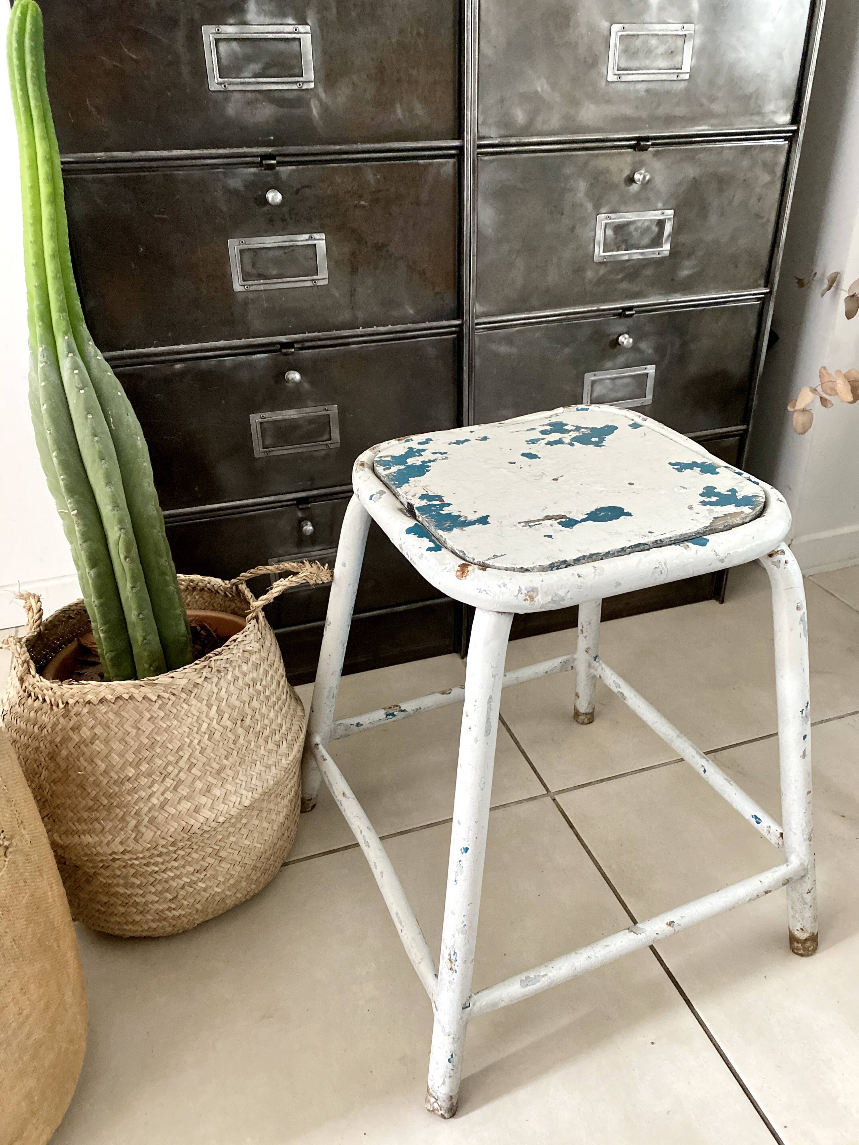 Industrial workshop stool