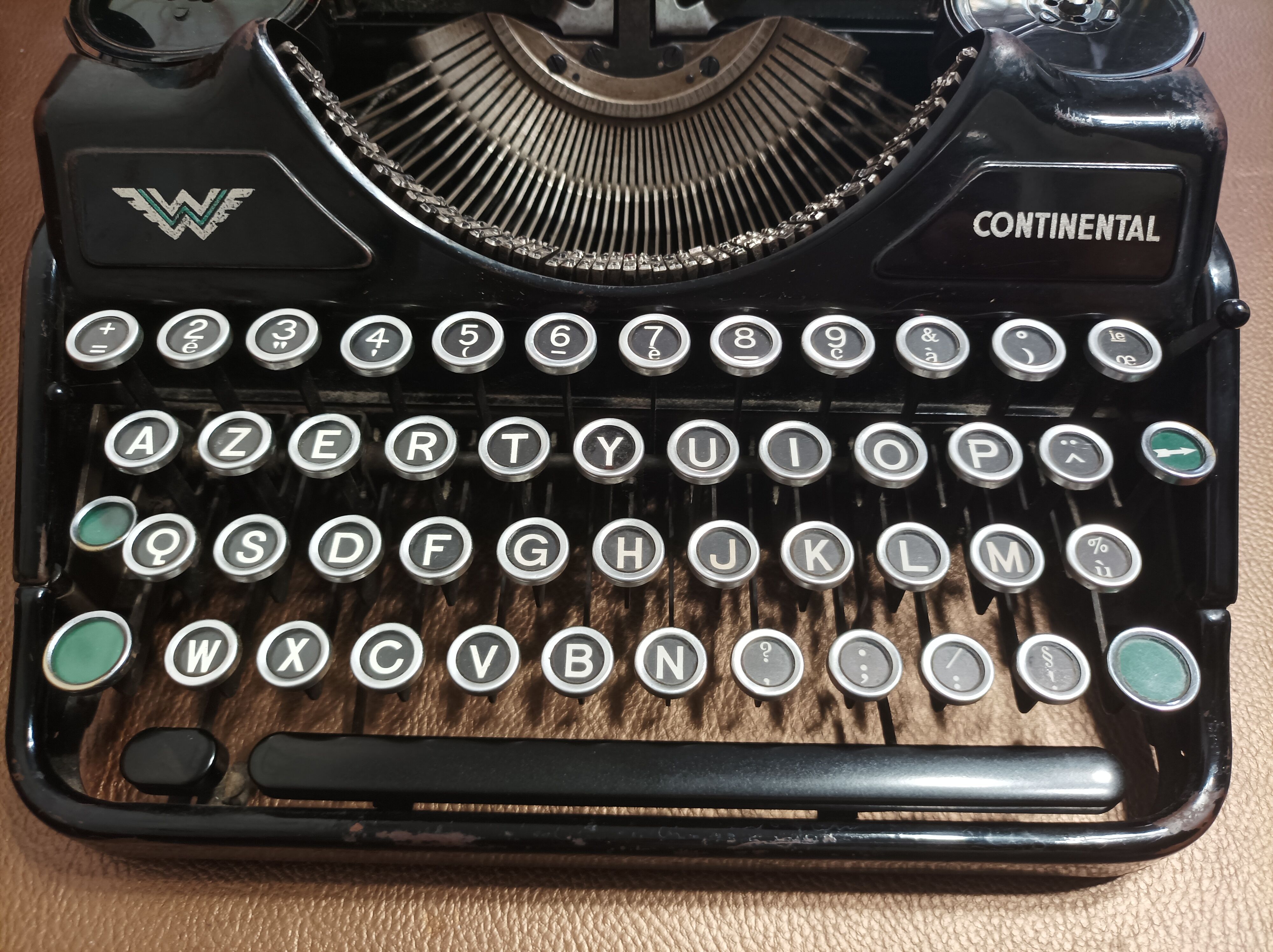 Typewriter continental wanderer 30s