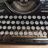 Typewriter continental wanderer 30s