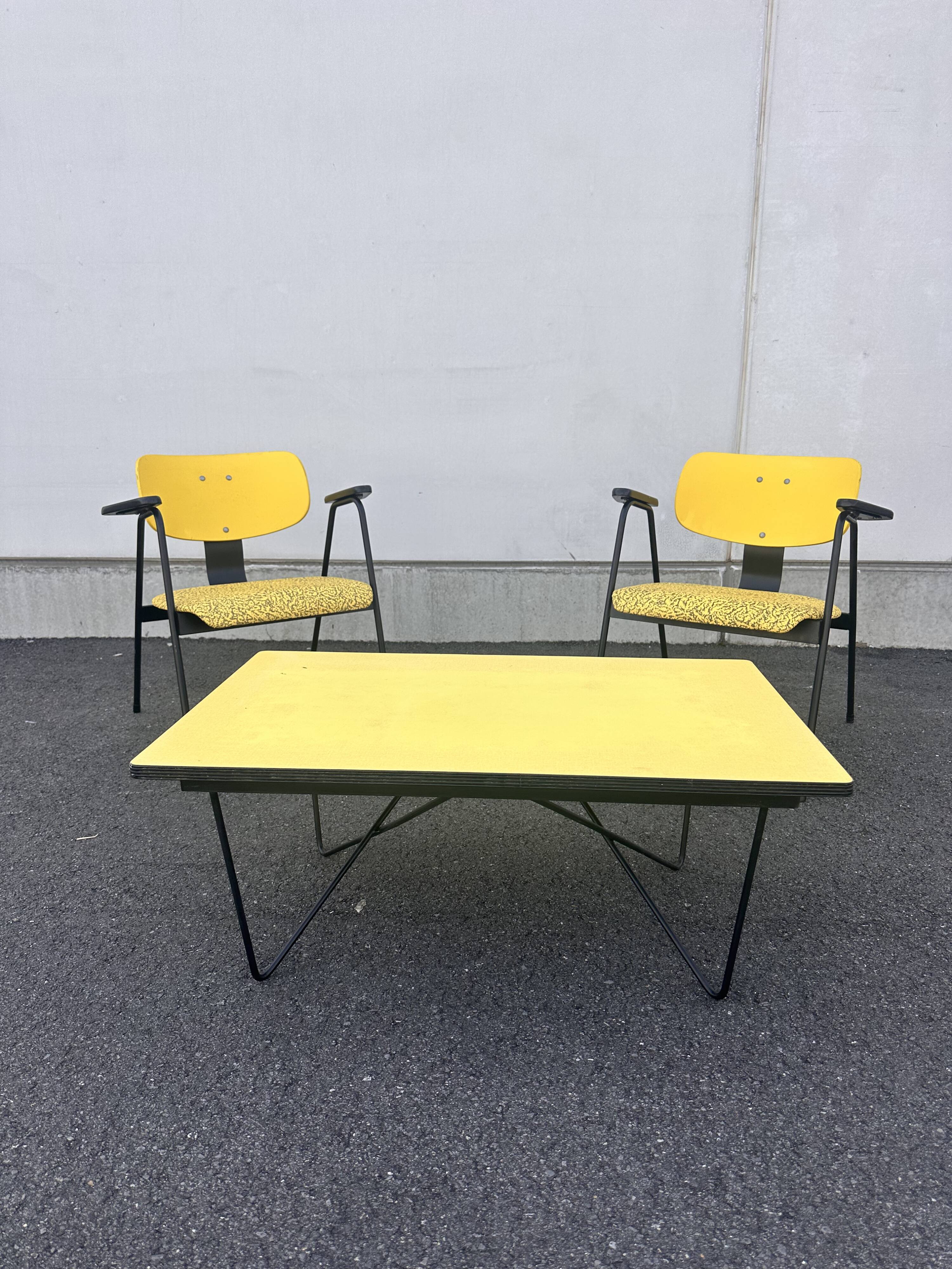 Ensemble table basse et 2 chaises Willy Van der Meeren, Belgique 1950