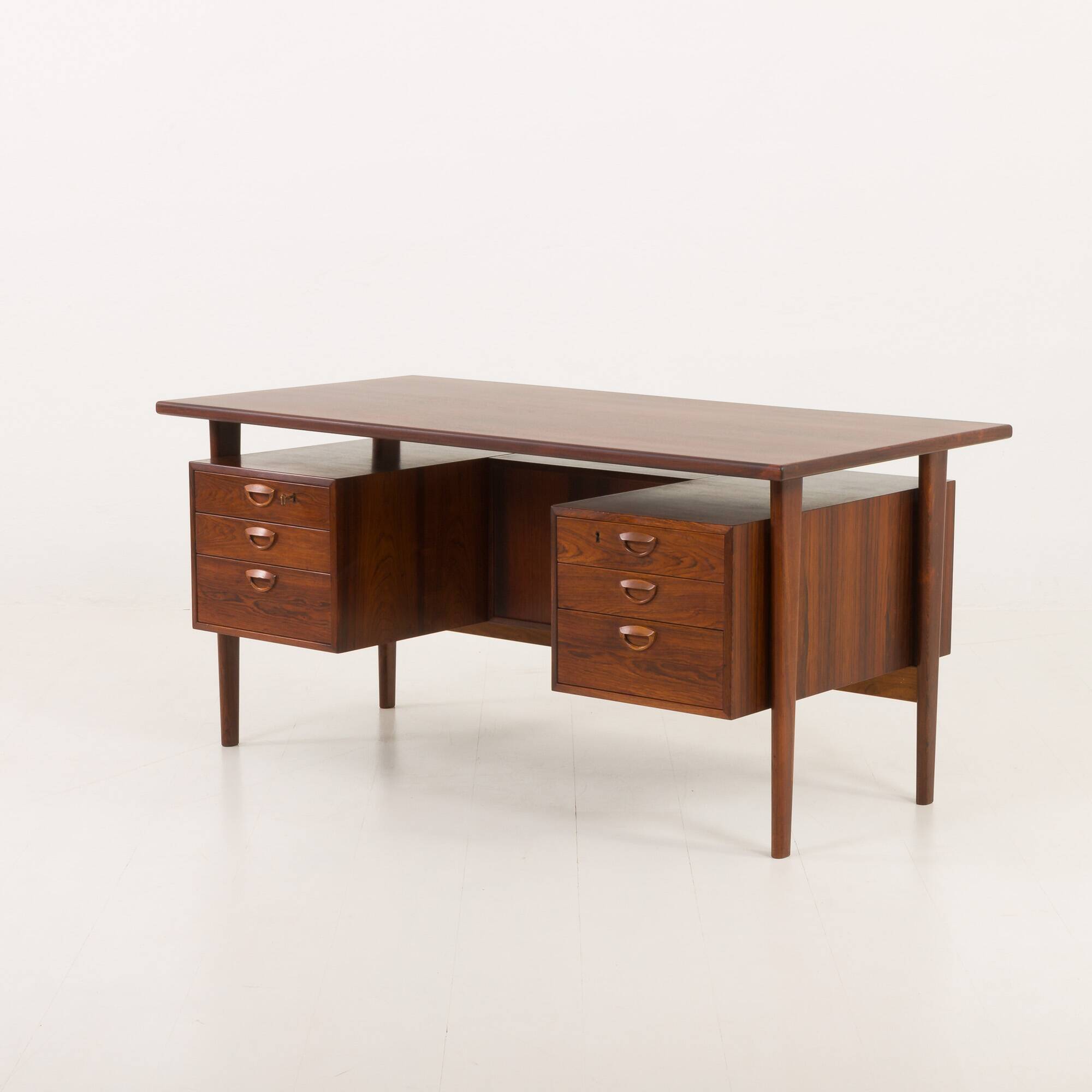 Bureau exécutif Kai Kristiansen en palissandre modèle 59 pour Feldballes Möbelfabrik, Danemark, années 1960