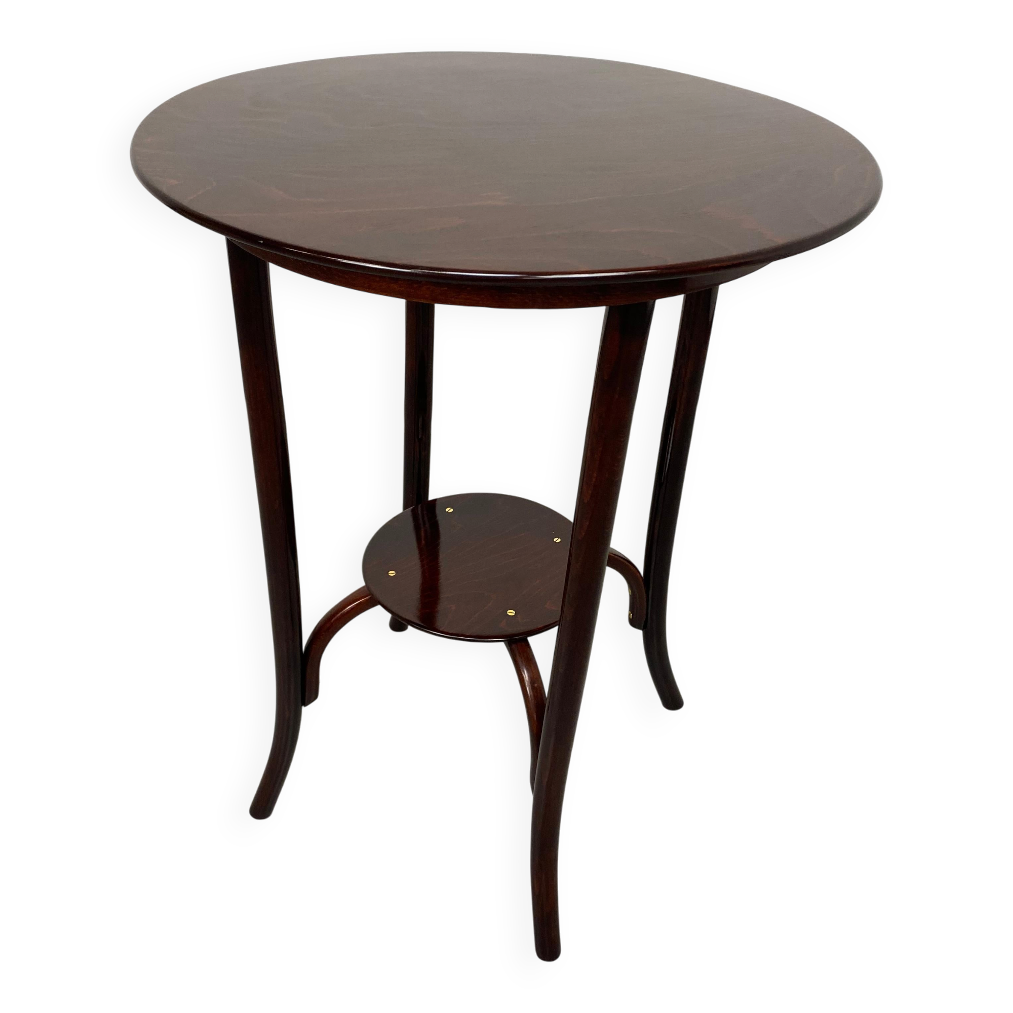 Round coffee table by Thonet