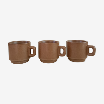 3 tasses à café en grès